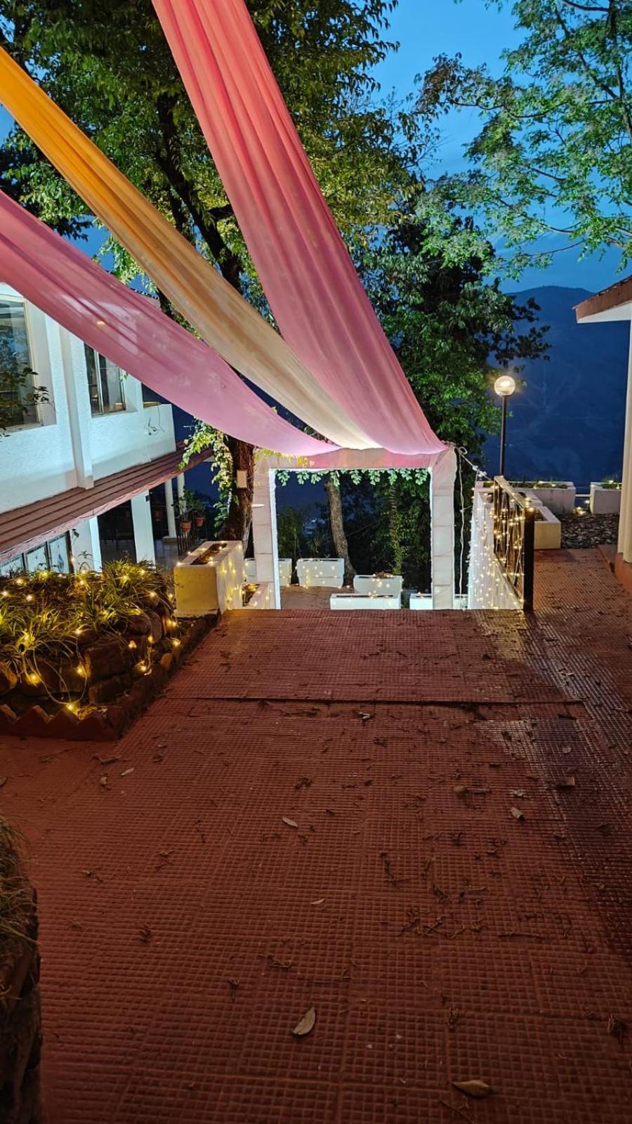 Surbee Resort Mussoorie Exterior foto